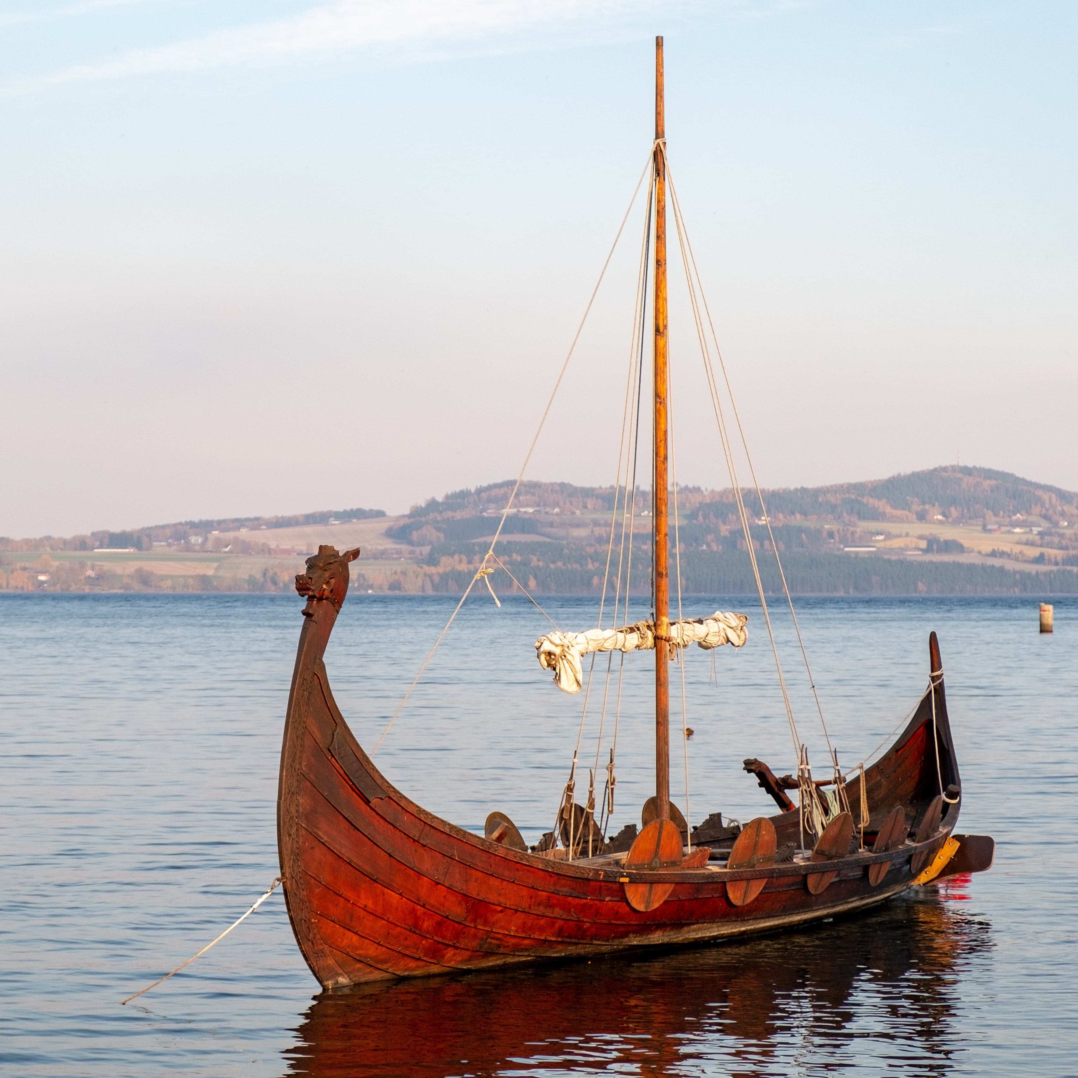 Vikings and Migrants: Unravelling Scandinavia's Genetic Mosaic in the Viking Era
