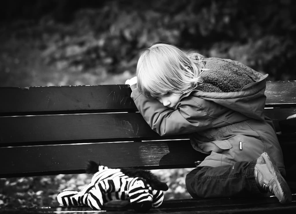 Attempts to Forget the Past Make It Harder to Remember the Present