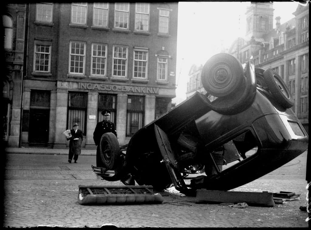 Distractions and emotions: key factors in vehicle collisions